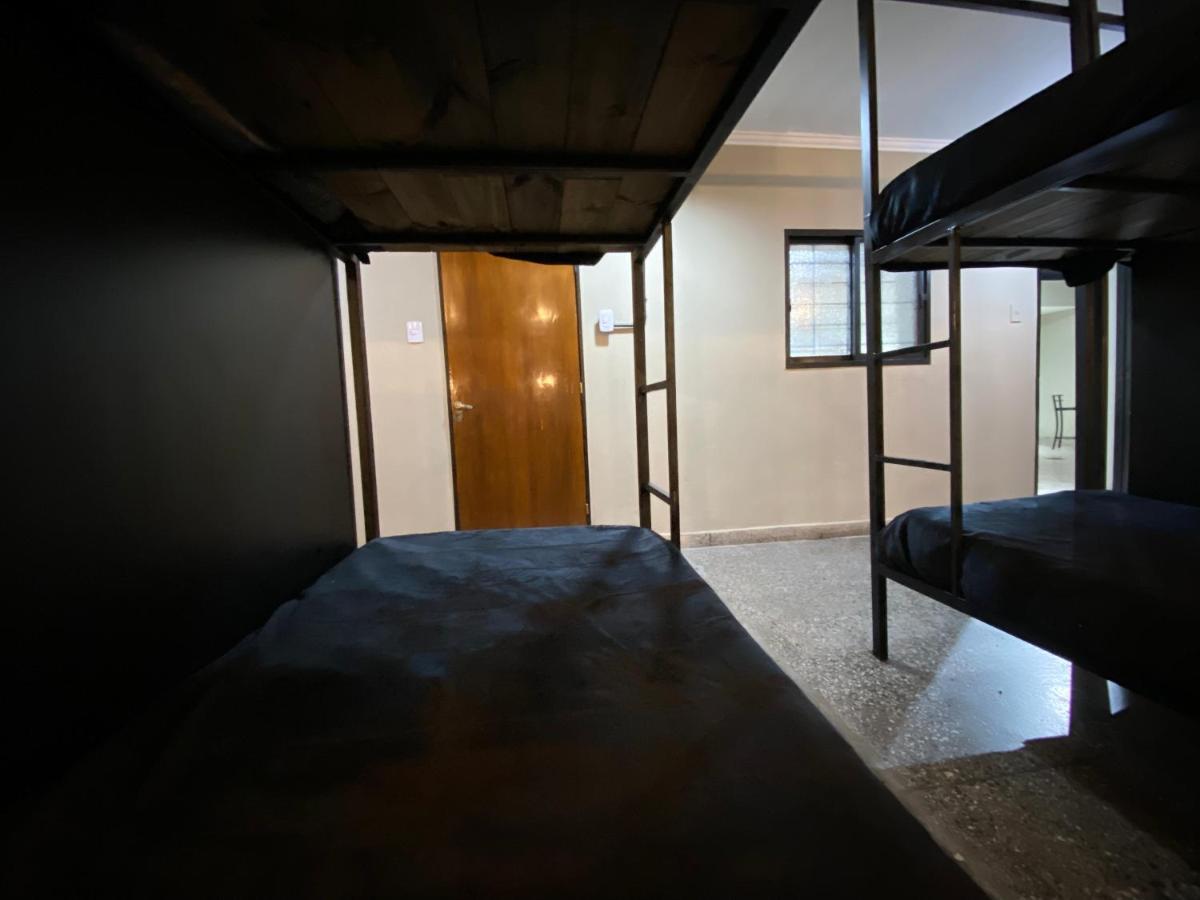 Urban Jungle Hostel Сан-Мігель-де-Тукуман Екстер'єр фото