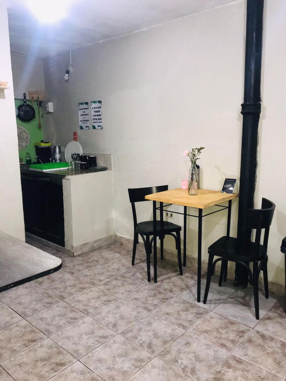 Urban Jungle Hostel Сан-Мігель-де-Тукуман Екстер'єр фото